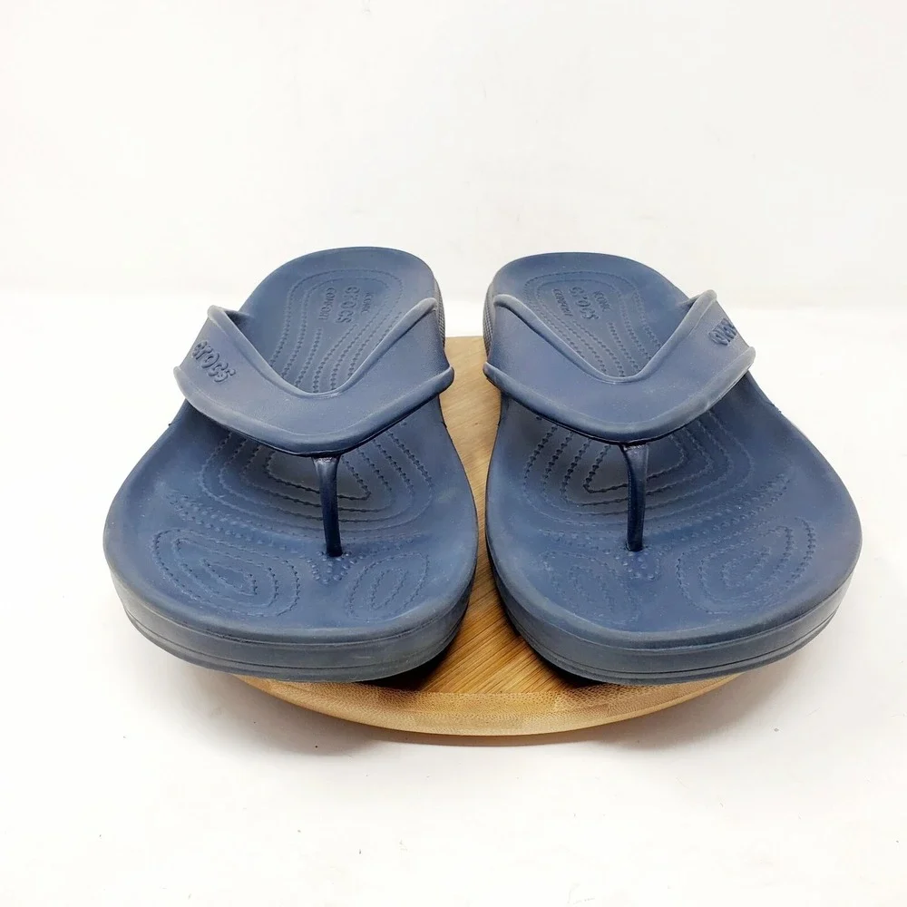 Crocs Sandals Mens 11 Blue Slip‎ On Classic II Flip Flop Sandals Pool Beach Blue